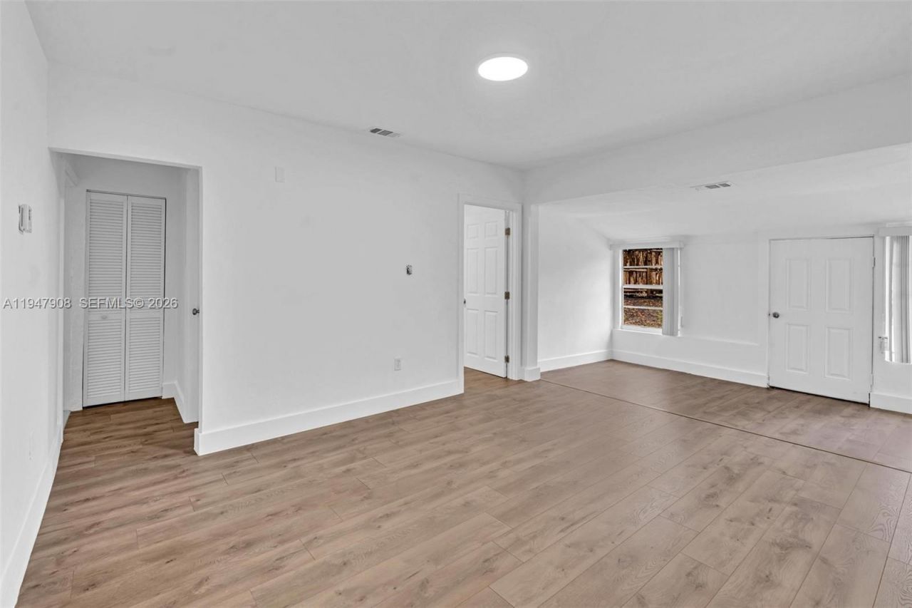 2636 SW 29th Ct, Miami, FL 33133 Photo