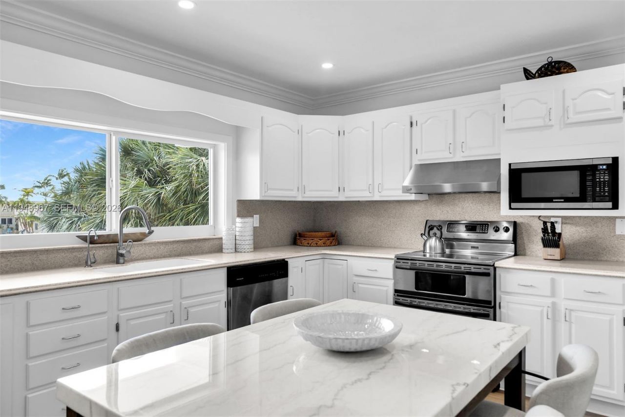 187 Plantation Ave, Plantation Key, FL 33070 Photo