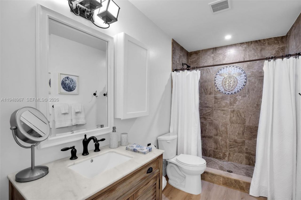 187 Plantation Ave, Plantation Key, FL 33070 Photo