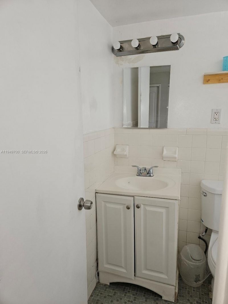 4590 SW 67th Ave, Unit 2, Miami, FL 33155 Photo