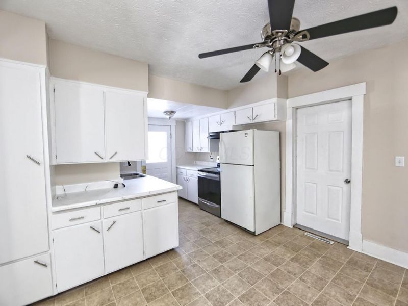 98 W Main Street , Lexington, OH 44904 Photo 12