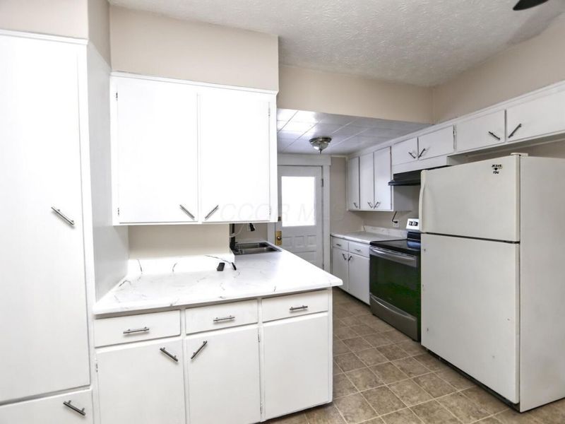 98 W Main Street , Lexington, OH 44904 Photo 17