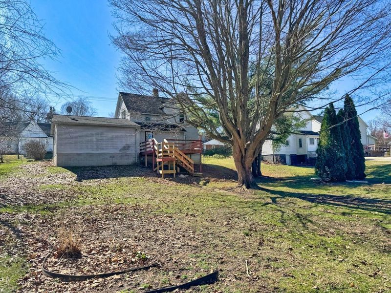 98 W Main Street , Lexington, OH 44904 Photo 27