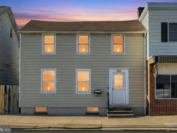 510 BROADWAY, HANOVER, PA 17331