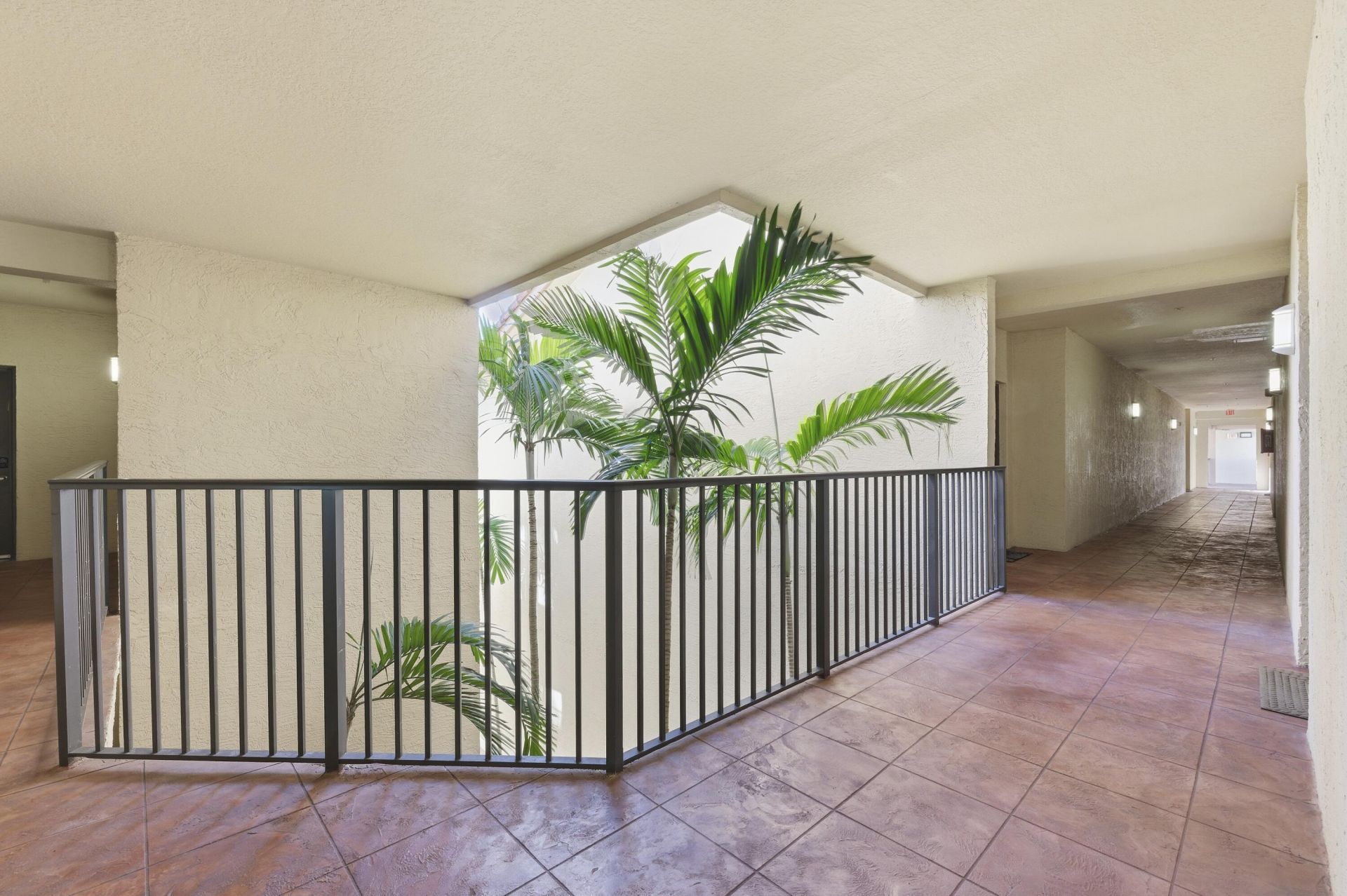 1805 N Flagler Drive, Unit 305, West Palm Beach, FL 33407 Photo