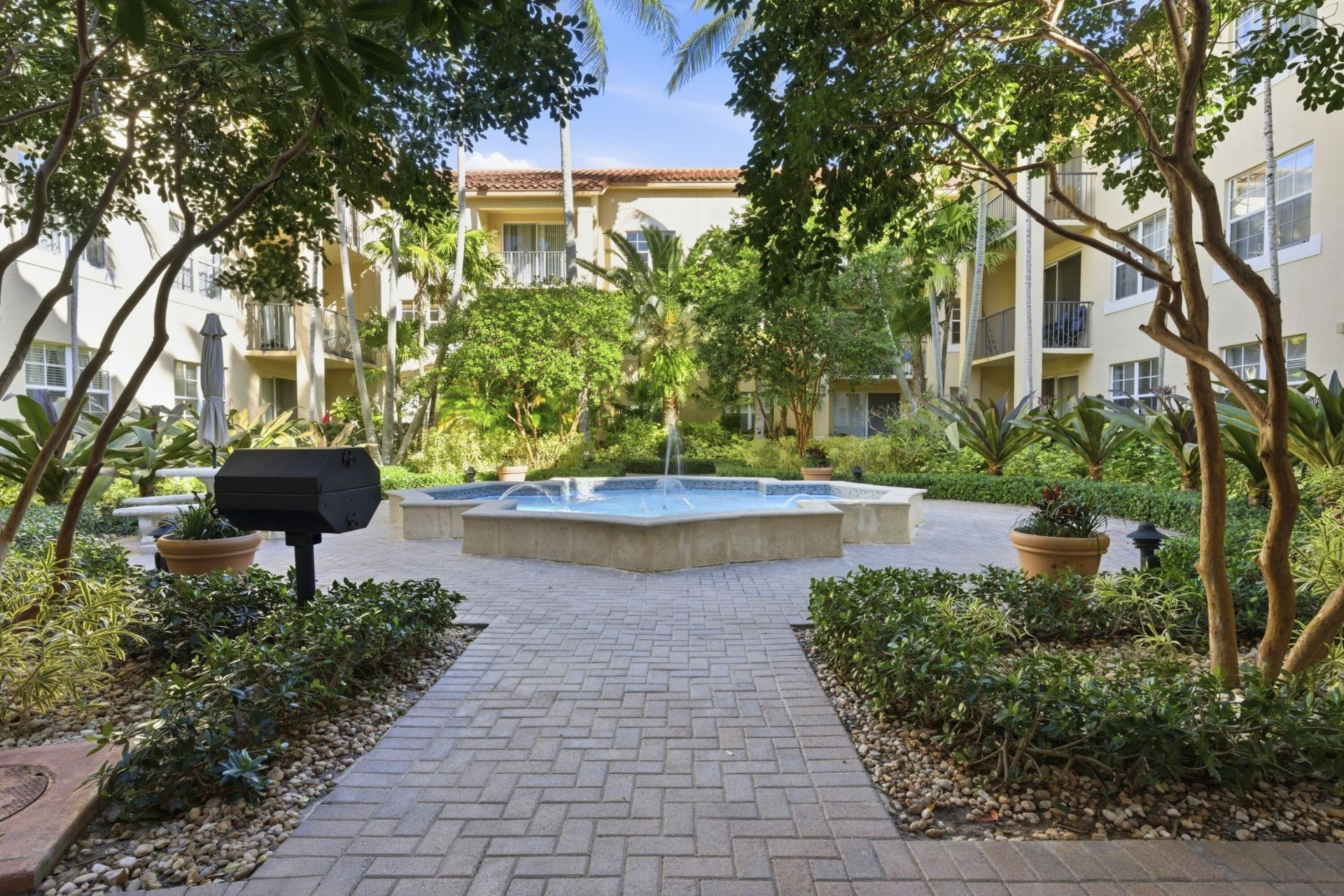 1805 N Flagler Drive, Unit 305, West Palm Beach, FL 33407 Photo