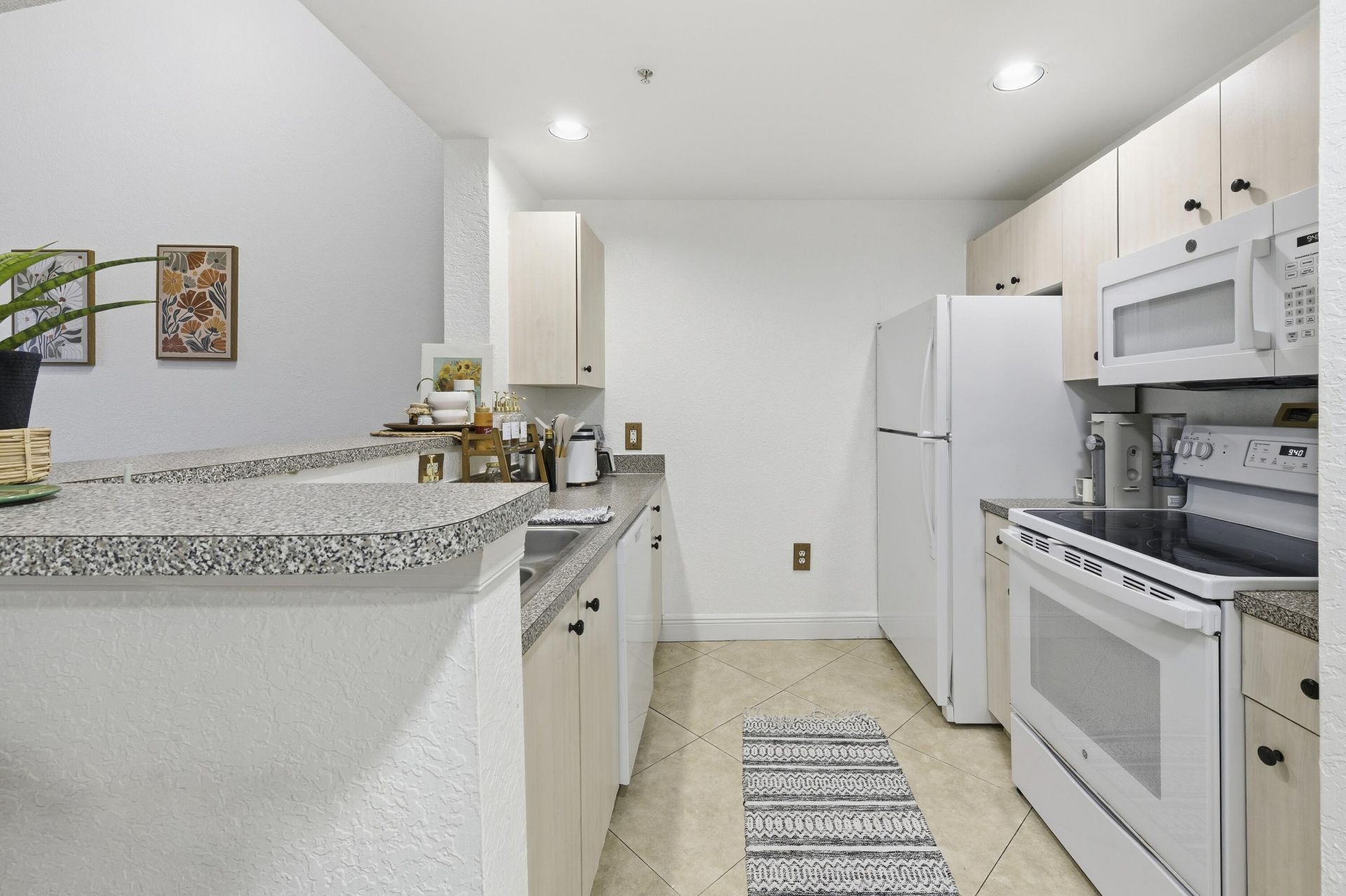 1805 N Flagler Drive, Unit 305, West Palm Beach, FL 33407 Photo