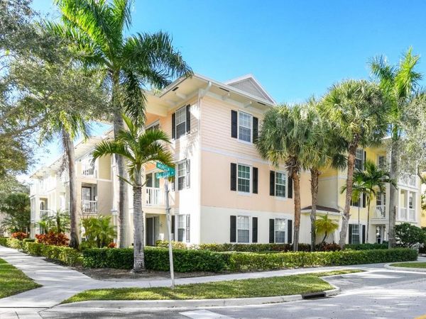 224 Murcia Drive, Unit 303, Jupiter, FL 33458