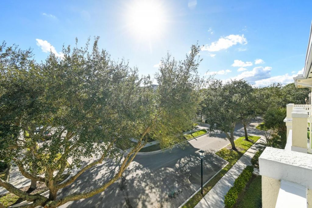 224 Murcia Drive, Unit 303, Jupiter, FL 33458 Photo