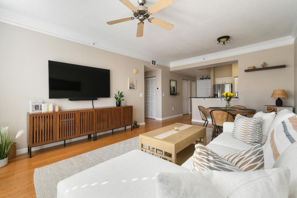 224 Murcia Drive, Unit 303, Jupiter, FL 33458 Photo