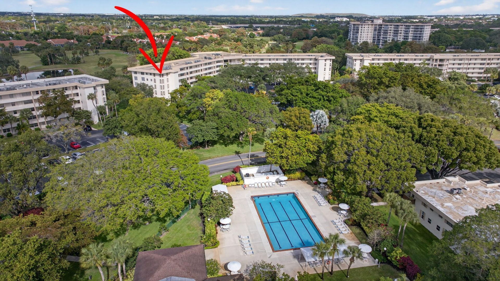 3960 Oaks Clubhouse Drive, Unit 512, Pompano Beach, FL 33069 Photo