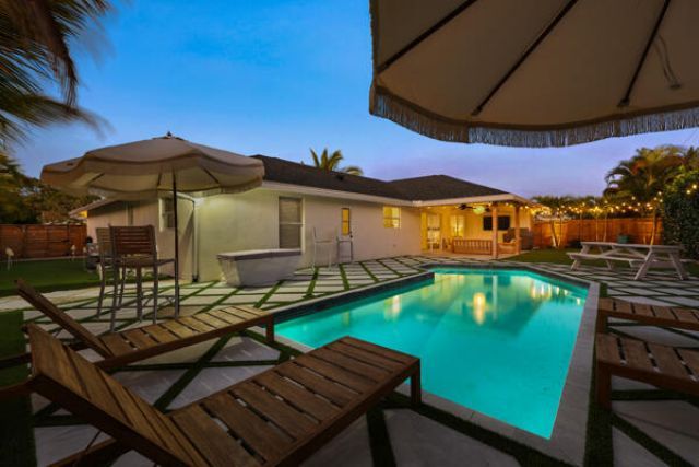 30 Shay Place, Tequesta, FL 33469 Photo