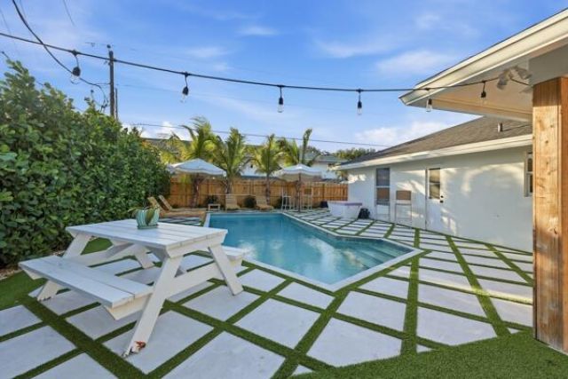 30 Shay Place, Tequesta, FL 33469 Photo