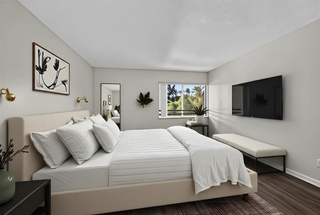 711 N Pine Island Road, Unit 319, Plantation, FL 33324 Main Photo