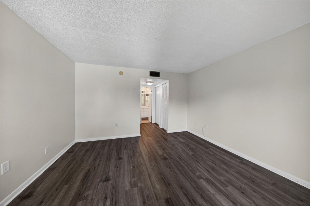 711 N Pine Island Road, Unit 319, Plantation, FL 33324 Photo