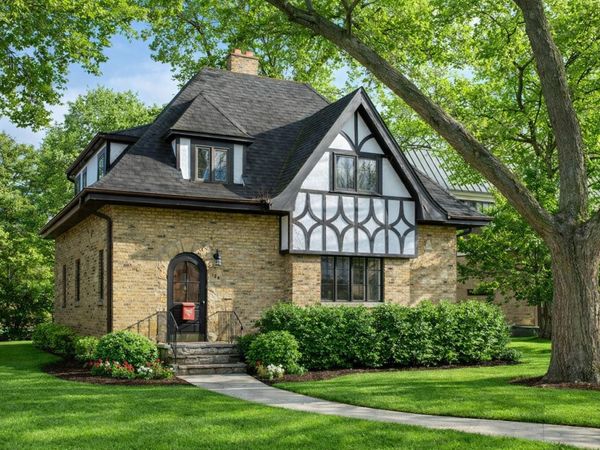 128 Lawndale Avenue, Wilmette, IL 60091