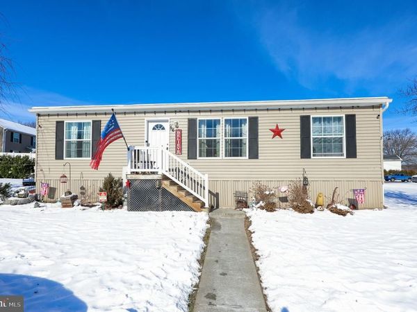 1395 BOWMANSVILLE ROAD, MOHNTON, PA 19540