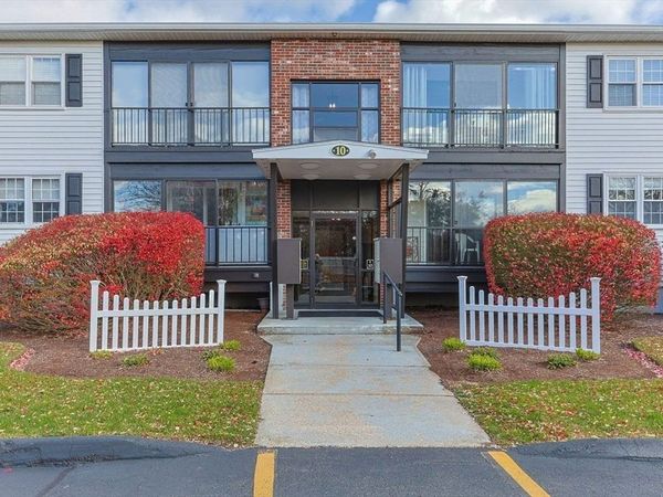 10 Candlewood Ln, Unit 2-10, Dennis, MA 02639