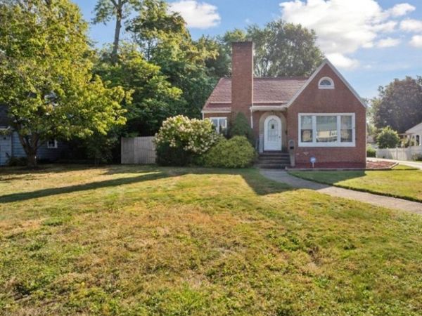 823 Homewood Drive, Painesville, OH 44077