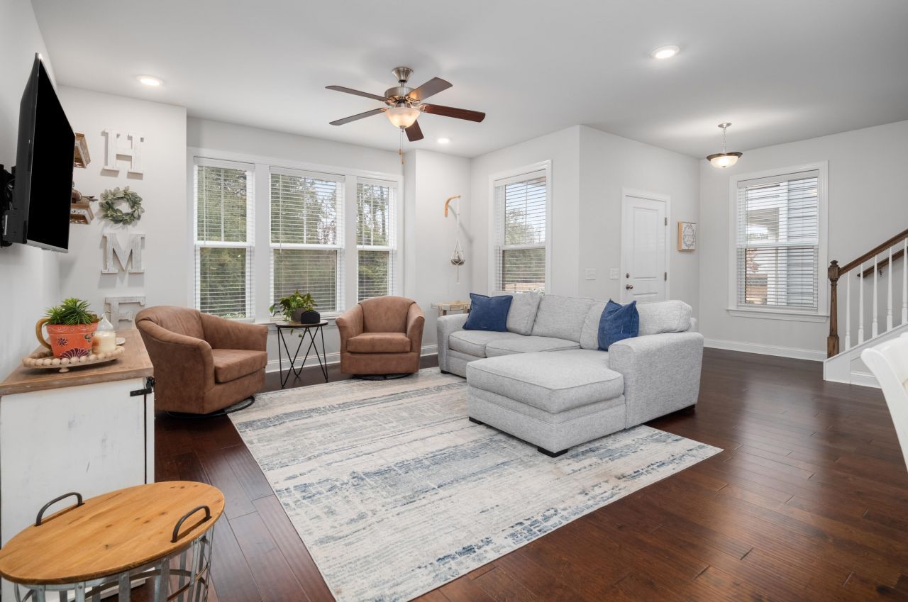 804 Guerin Creek Drive Photo 9