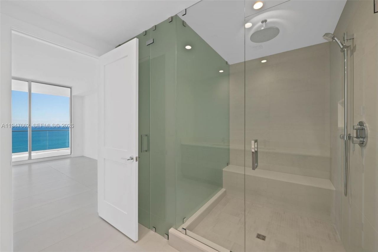 153 N Seabreeze Blvd, Unit 1905, Fort Lauderdale, FL 33304 Photo