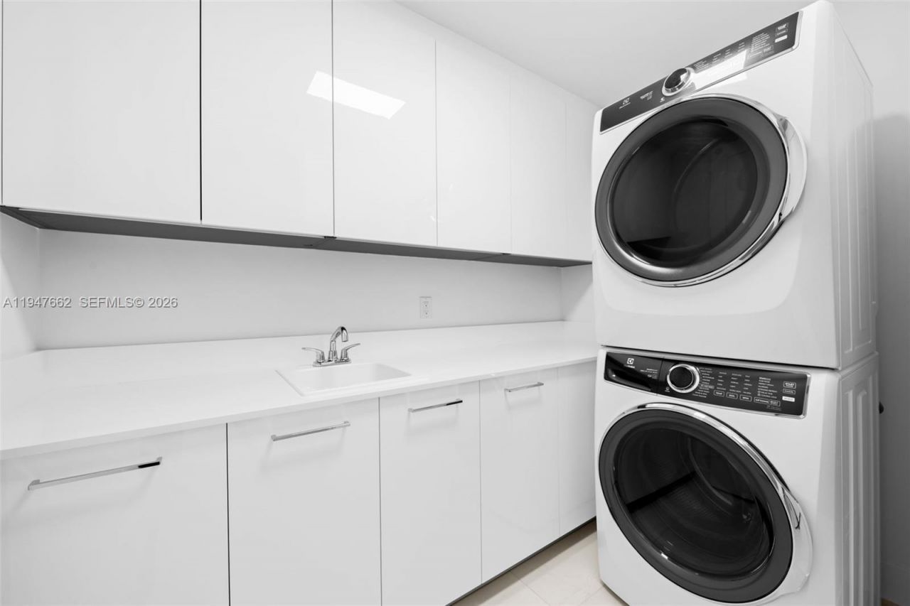 153 N Seabreeze Blvd, Unit 1905, Fort Lauderdale, FL 33304 Photo