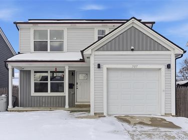 507 E Muir Avenue, Hazel Park, MI 48030