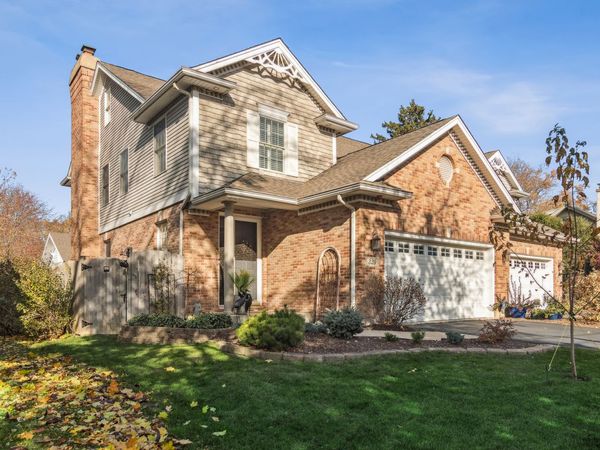 320 Washington Street, Barrington, IL 60010