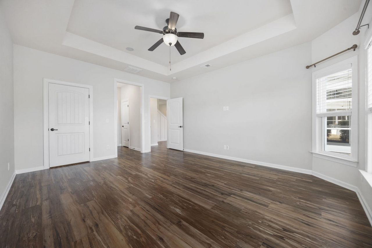 209 Angel Wing Dr. Photo 16