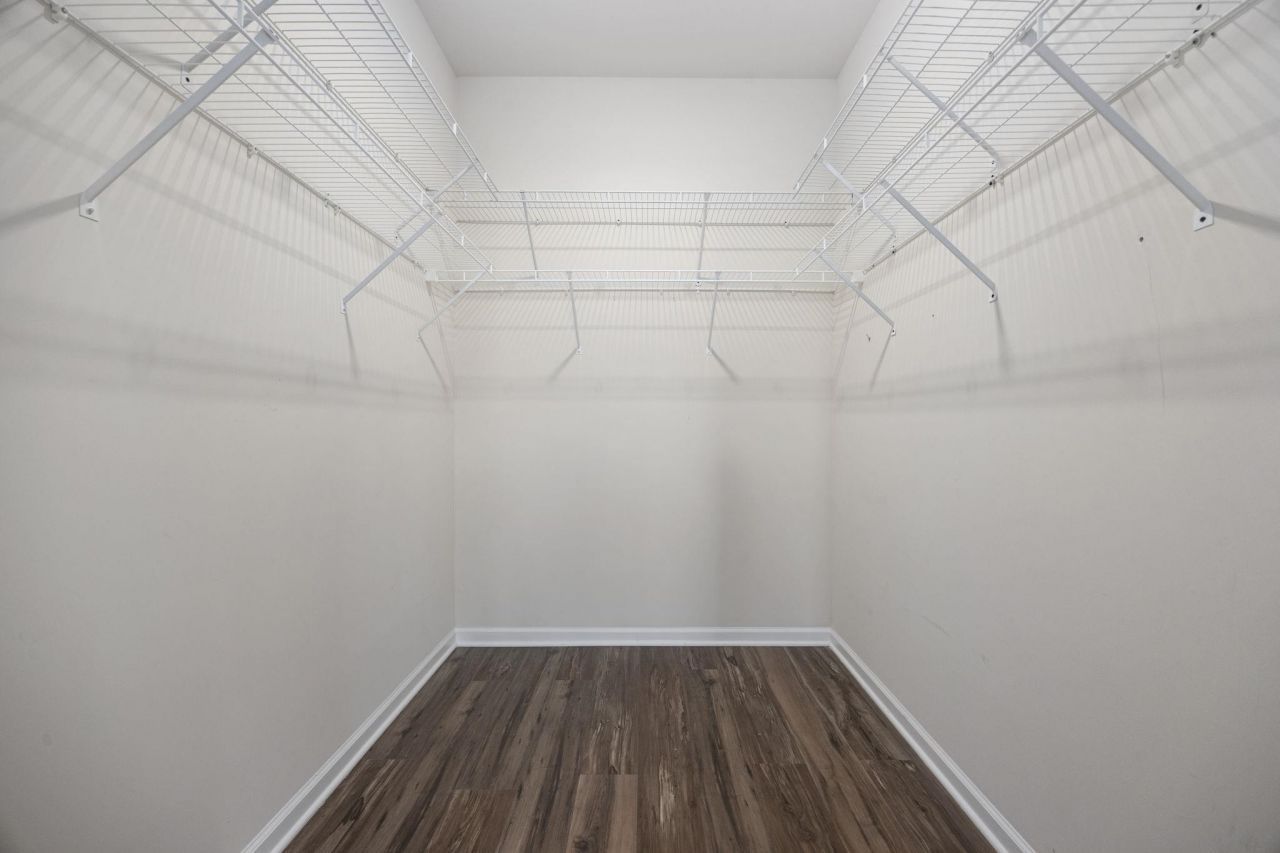 209 Angel Wing Dr. Photo 17