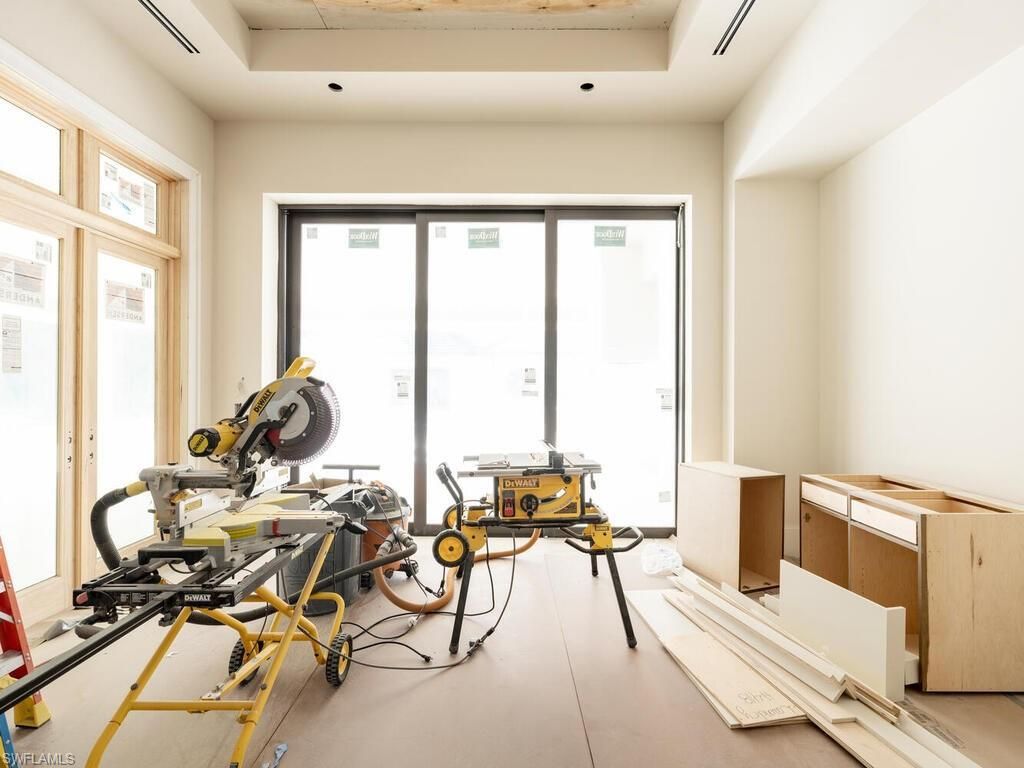 6580 Bottlebrush Ln, Naples, FL 34109 Photo