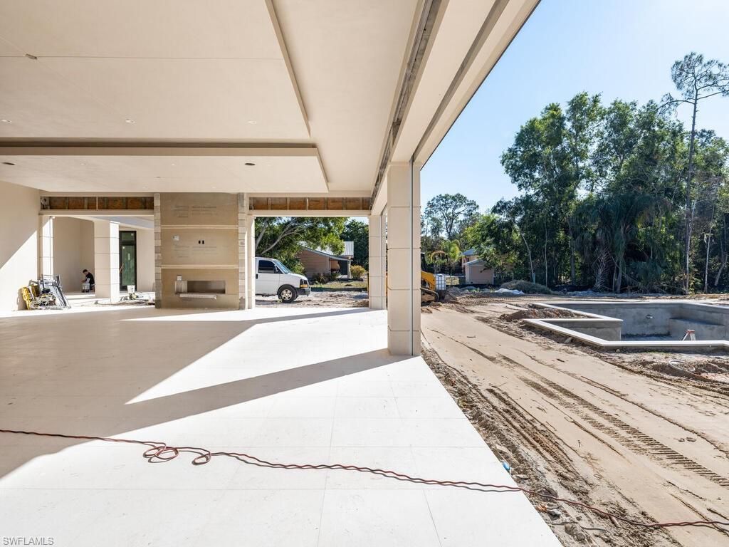 6580 Bottlebrush Ln, Naples, FL 34109 Photo