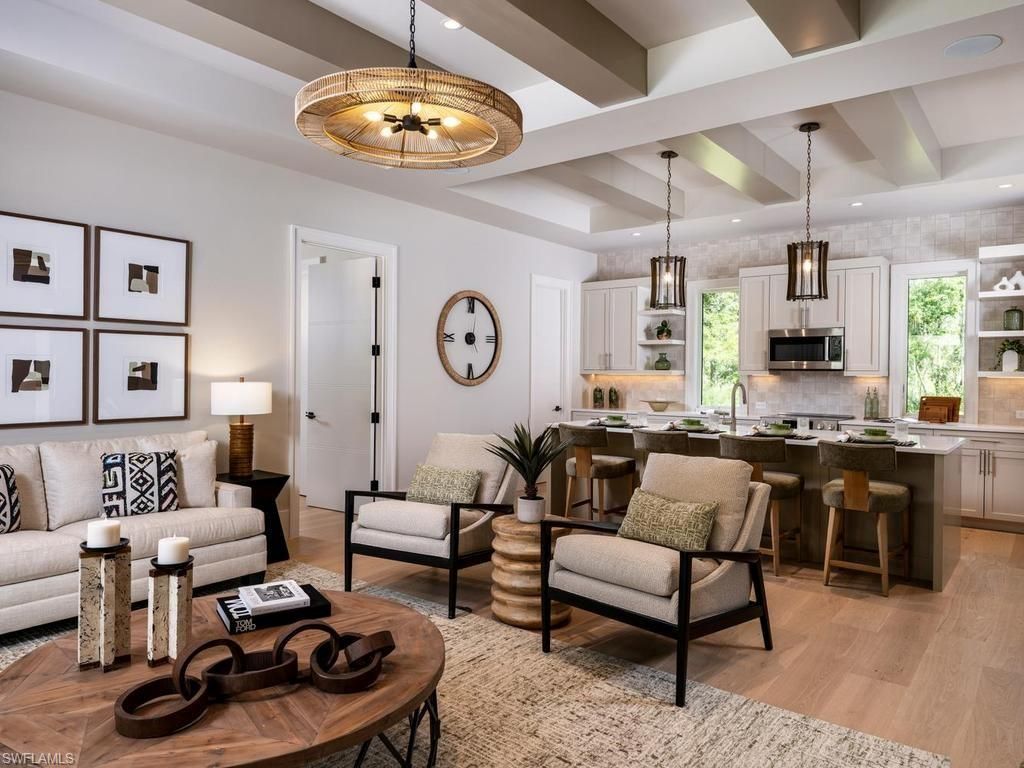 6580 Bottlebrush Ln, Naples, FL 34109 Photo