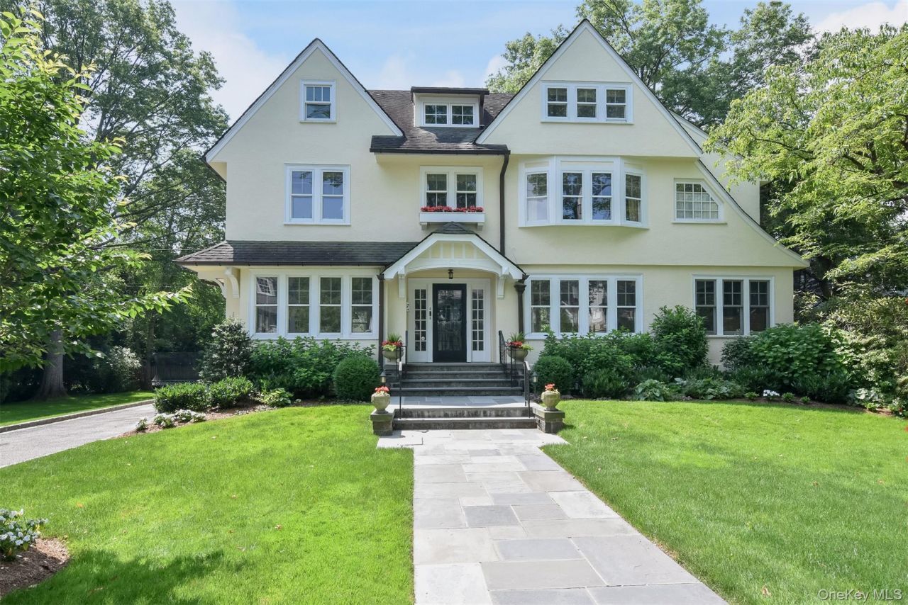 4 Sussex Avenue, Bronxville, NY 10708 Main Photo