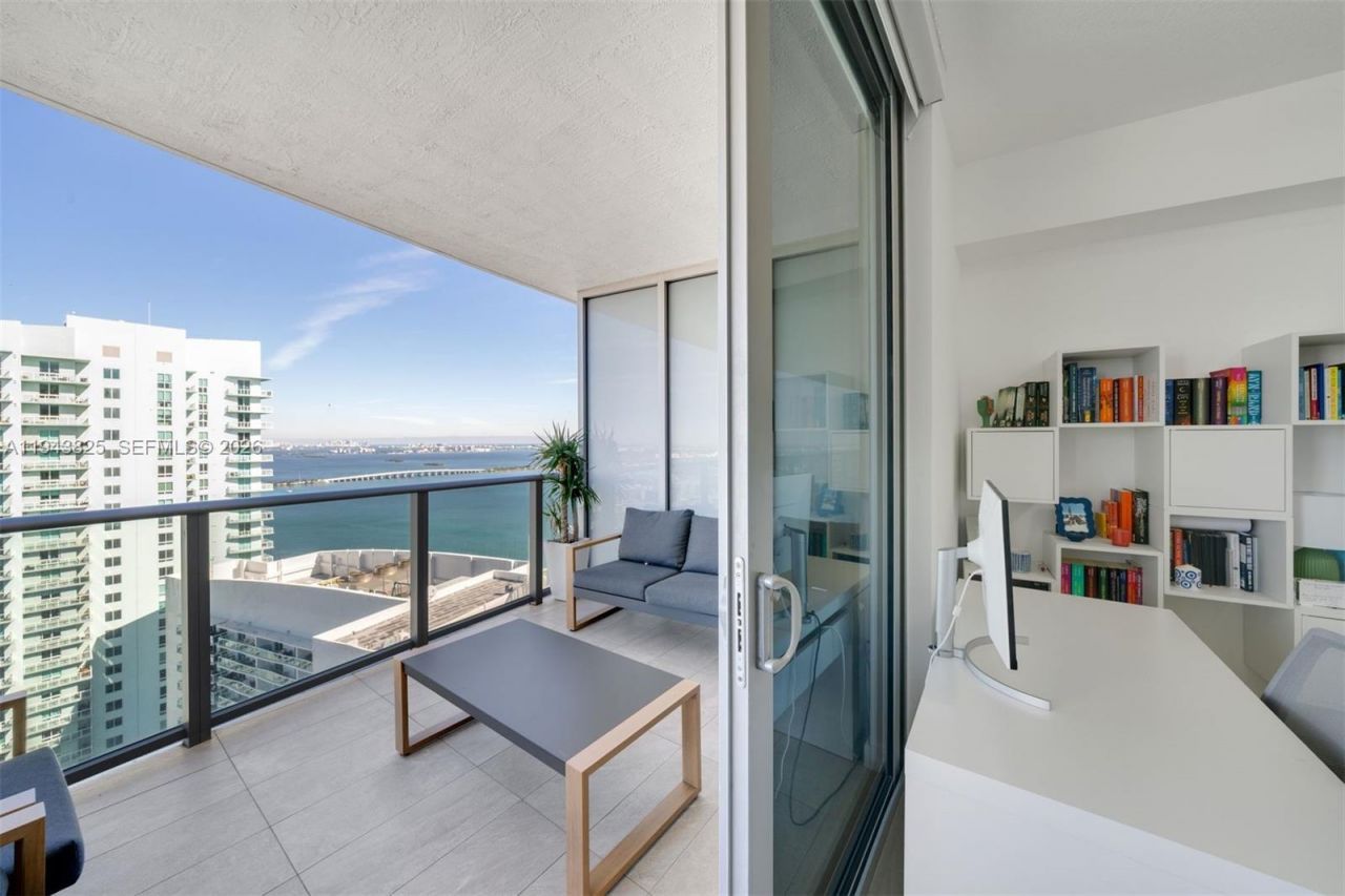 488 NE 18th St , Unit 4805, Miami, FL 33132 Photo