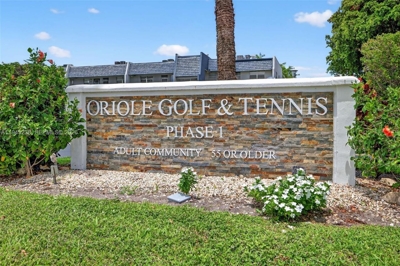 7897 Golf Cir Dr, Unit 307, Margate, FL 33063 Photo