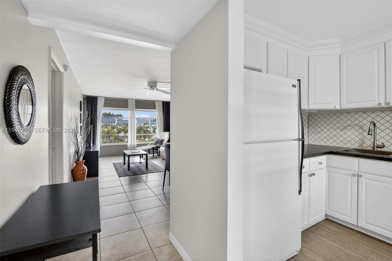 7897 Golf Cir Dr, Unit 307, Margate, FL 33063 Photo