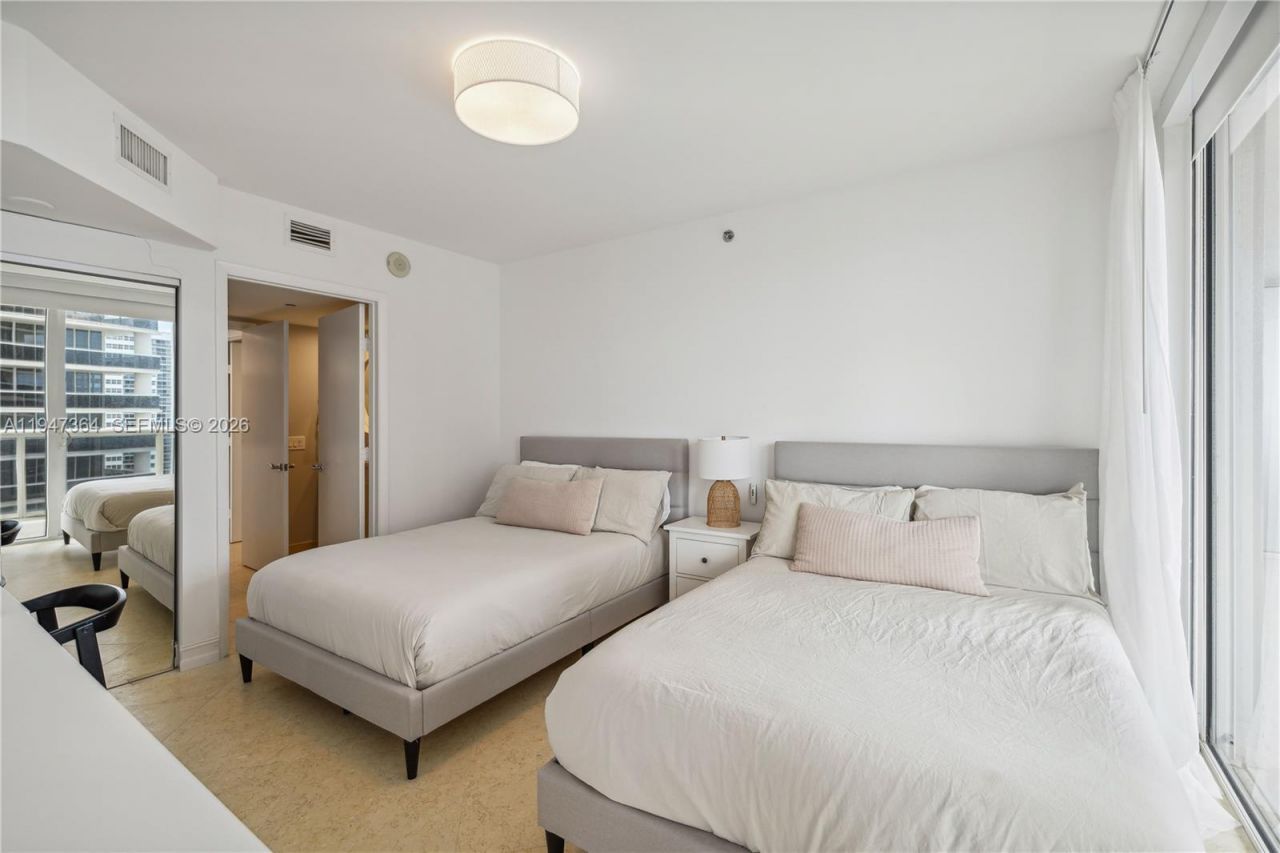 1830 S Ocean Dr, Unit 1506, Hallandale Beach, FL 33009 Photo