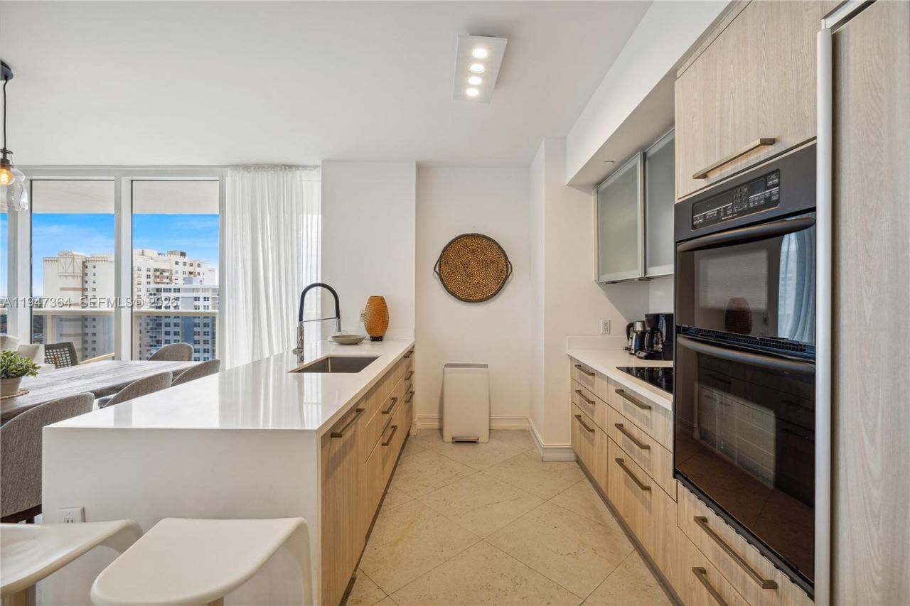 1830 S Ocean Dr, Unit 1506, Hallandale Beach, FL 33009 Photo