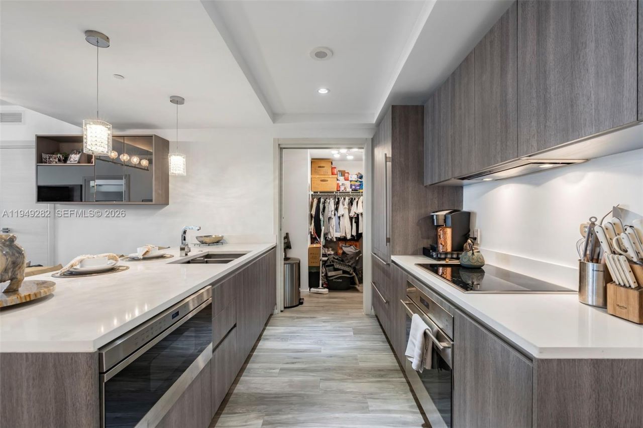 801 S Miami Ave , Unit 2810, Miami, FL 33130 Photo