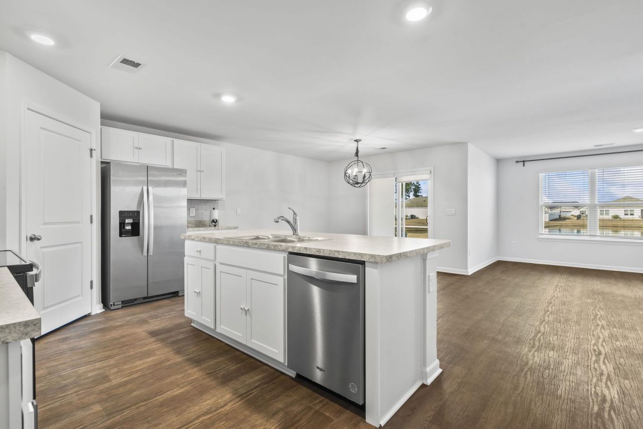 572 Talisman Trail Photo 17