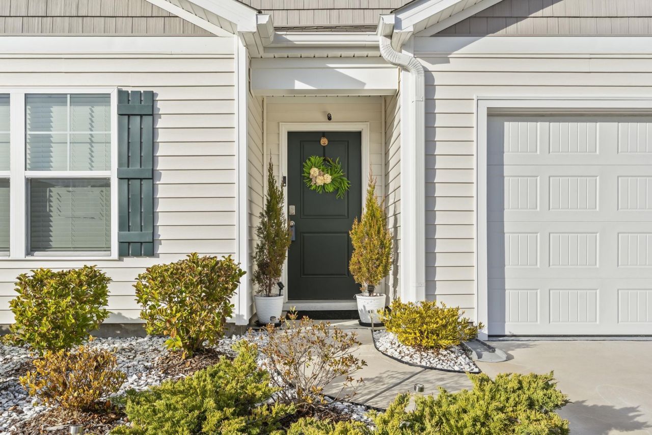 572 Talisman Trail Photo 35