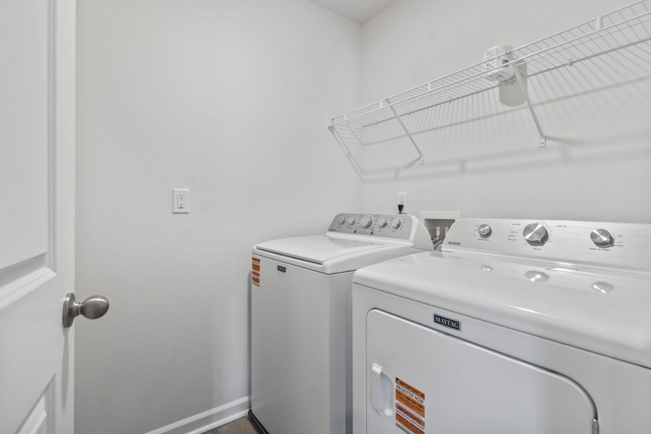 572 Talisman Trail Photo 5