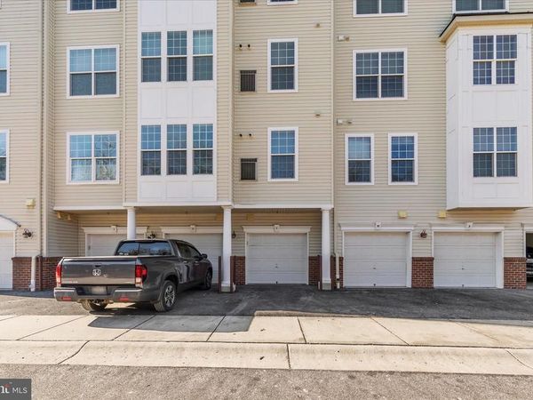 8800 BOSLEY ROAD, Unit 401, ELLICOTT CITY, MD 21043