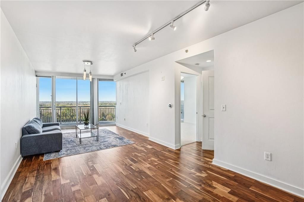 3338 Peachtree Road Ne, Unit 1403, Atlanta, GA 30326 Main Photo