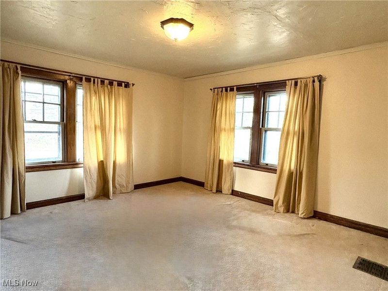 607 Copley Road, Akron, OH 44320 Photo 12