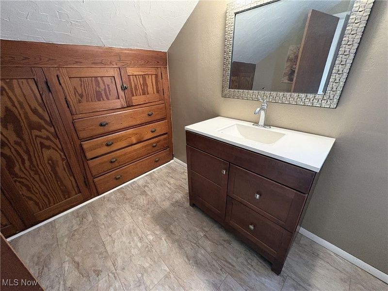 607 Copley Road, Akron, OH 44320 Photo 25