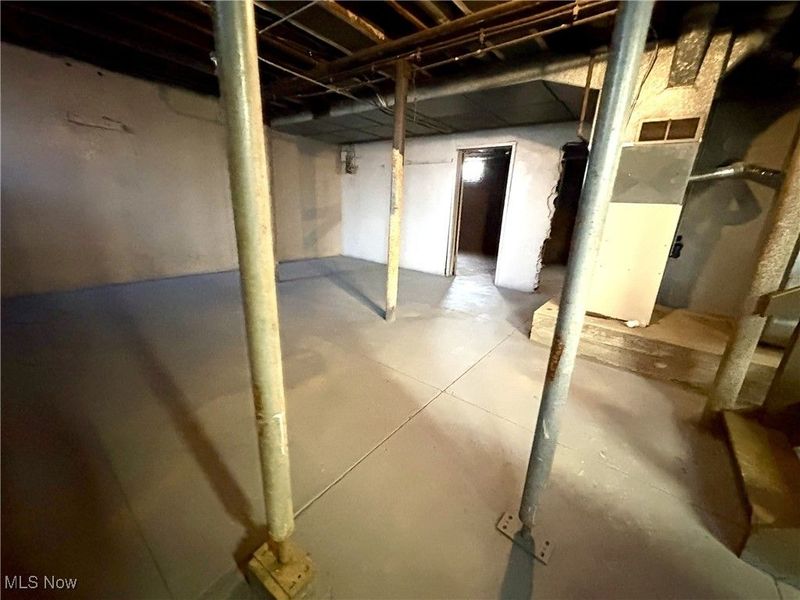 607 Copley Road, Akron, OH 44320 Photo 29