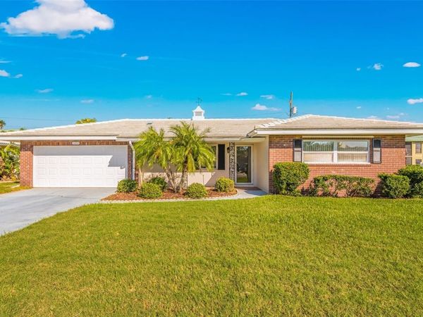 11211 60TH AVE N, SEMINOLE, FL 33772