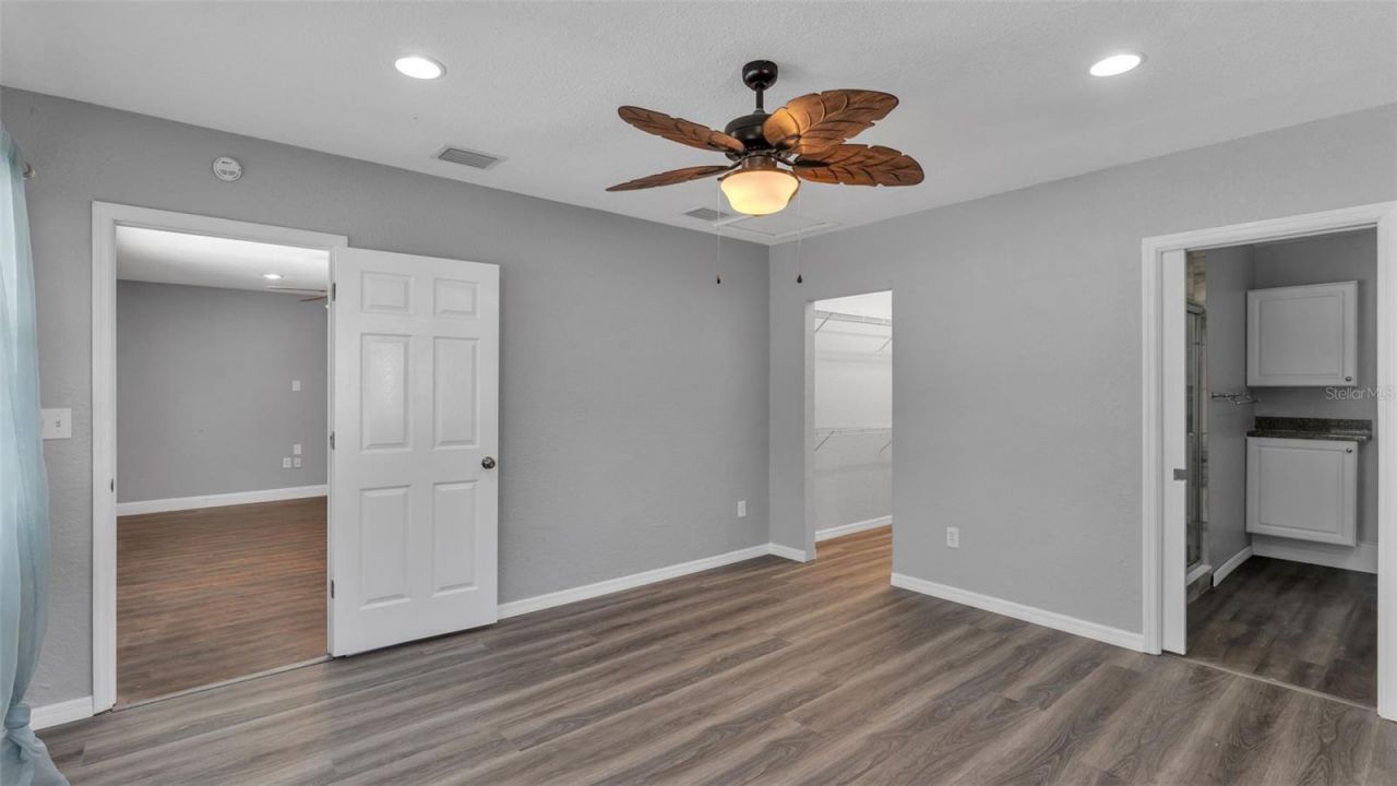 508 N Saint Cloud Avenue, Valrico, FL 33594 Photo